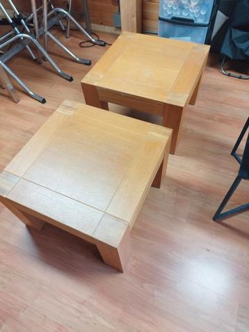 2 tafeltjes 60 x 60