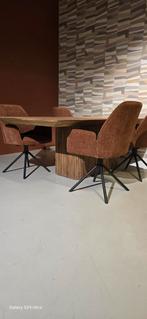 Showroommodel | Eettafel Lausanne | 230 cm | Teakhout, Huis en Inrichting, Ophalen of Verzenden, Zo goed als nieuw, Rond