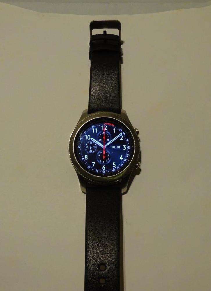 Samsung Gear S3 Sport Special Edition Smartwatch, Sieraden, Tassen en Uiterlijk, Smartwatches, Zo goed als nieuw, Android, Zwart