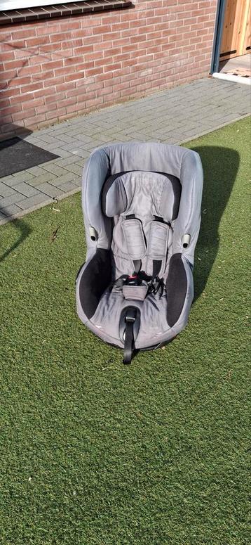 Maxi-Cosi Axiss autostoel beschikbaar voor biedingen