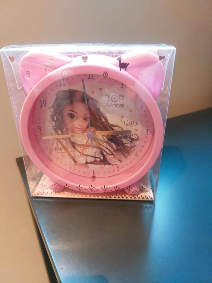 Topmodel wekker / klokje - Cosy met plaatje van Talita, Witgoed en Apparatuur, Wekkers, Zo goed als nieuw, Ophalen