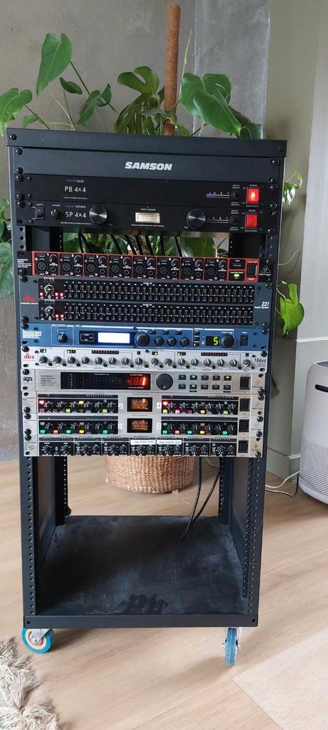 Professionele Audio Rack zang en geluids Apparatuur, Audio, Tv en Foto, Professionele Audio-, Tv- en Video-apparatuur, Gebruikt