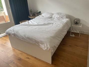 Ikea bed 140x200 incl lattenbodems matras en topper