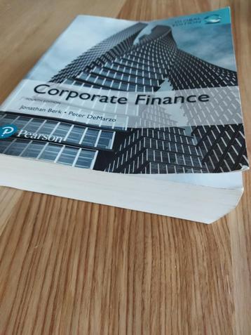 Corporate Finance beschikbaar voor biedingen