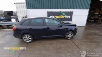 SEAT Ibiza ST (6J8) onderdelen (kleur: LC9Z) beschikbaar voor biedingen