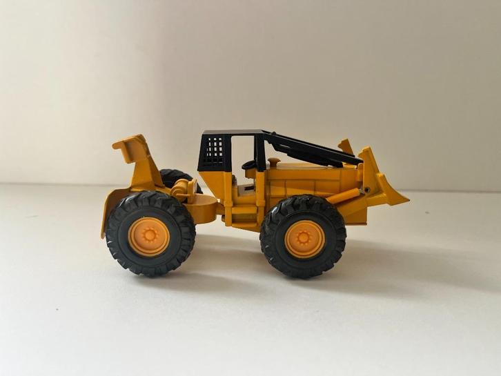 Caterpillar 527 log skidder van NZG, Hobby en Vrije tijd, Modelauto's | 1:50, Zo goed als nieuw, Hijskraan, Tractor of Landbouw