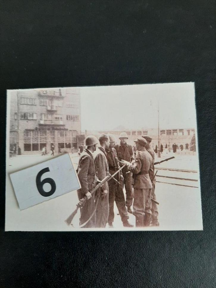 NBS/ BS   en  duitsers Amsterdam, Verzamelen, Militaria | Tweede Wereldoorlog, Landmacht, Boek of Tijdschrift, Nederland, Ophalen of Verzenden