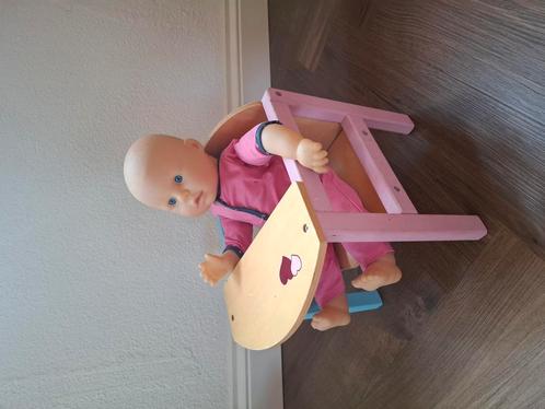 Kinderstoel voor de pop, Kinderen en Baby's, Speelgoed | Poppen, Zo goed als nieuw, Ophalen of Verzenden