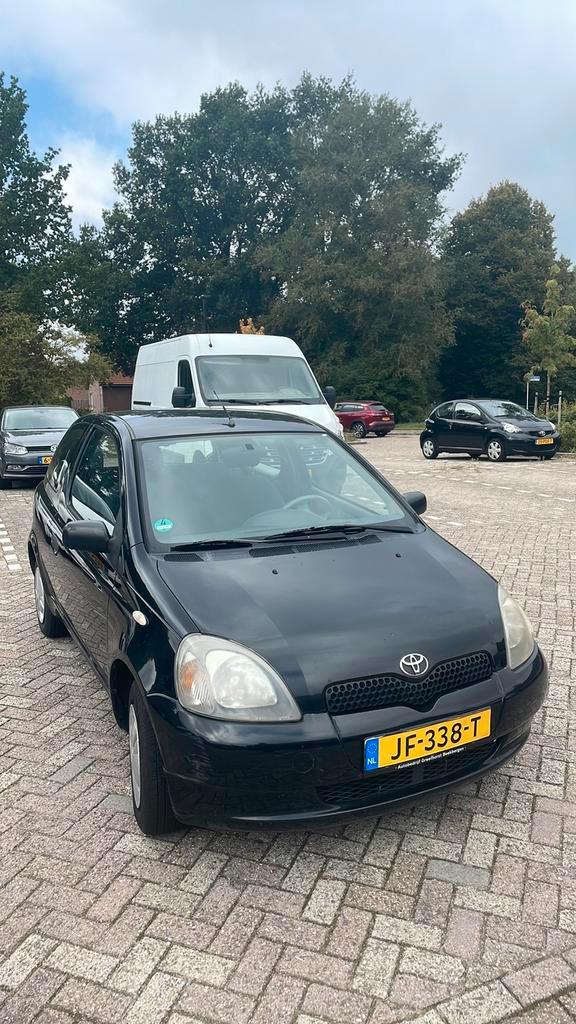 Toyota 2003 Zwart, Auto's, Toyota, Particulier, Yaris, Benzine, Hatchback, Geïmporteerd, Zwart, Ophalen