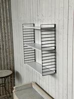 Tomado holland wit zwart boekenrek wandrek 1980 design, Huis en Inrichting, Woonaccessoires | Wandplanken en Boekenplanken, Ophalen of Verzenden