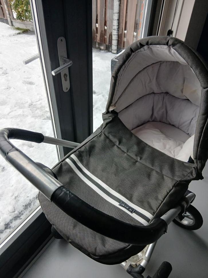 Mutsy 4Rider kinderwagen compleet, Kinderen en Baby's, Kinderwagens en Combinaties, Ophalen