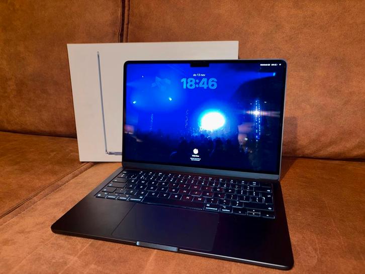 MacBook Air M3 16GB – Nieuwstaat – 37 cycli – Space Black, Computers en Software, Apple Macbooks, Nieuw, MacBook Air, 13 inch