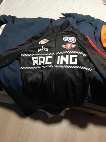 Mooi formule 1 jasje beschikbaar voor biedingen