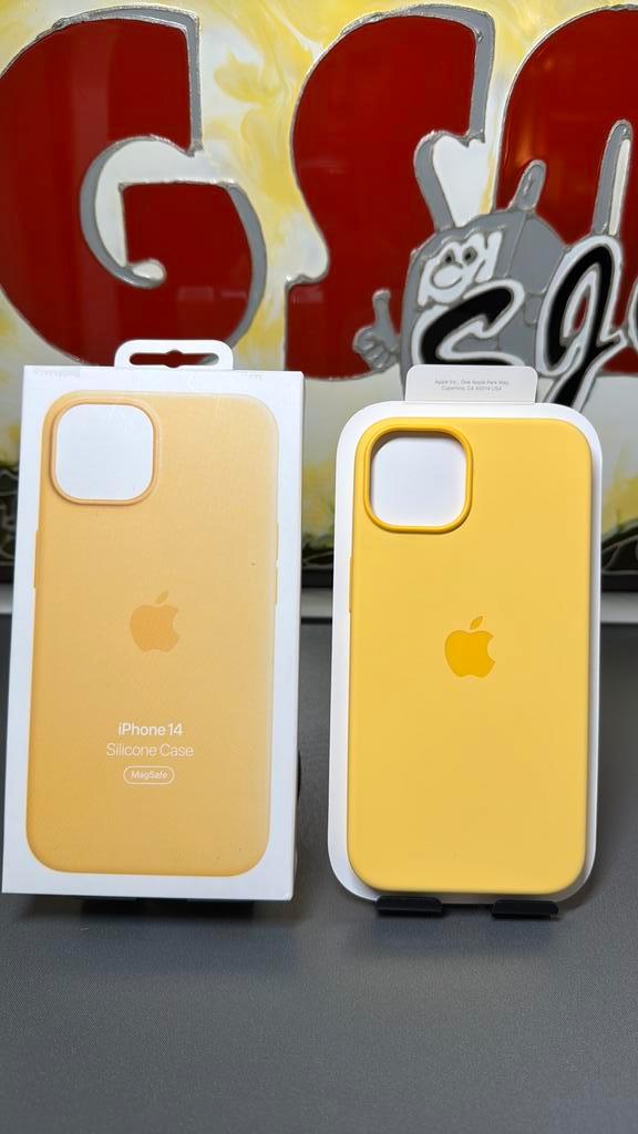 Apple iPhone 14 Silicone case Sunglow, Telecommunicatie, Mobiele telefoons | Hoesjes en Frontjes | Apple iPhone, Nieuw, iPhone 14
