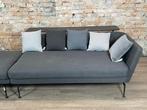 Vitra Suita met hocker bij TheReSales, Huis en Inrichting, Banken | Bankstellen, Ophalen, 100 tot 125 cm, Design, Zo goed als nieuw