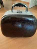 Hardschalen bruin crocodesign koffertje, Sieraden, Tassen en Uiterlijk, Koffers, Ophalen of Verzenden, Gebruikt, Leer, Minder dan 50 cm