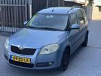 Skoda Roomster 1.4-16V Style | Airco | Trekhaak (bj 2008), Auto's, Skoda, Voorwielaandrijving, Gebruikt, Zwart, 4 cilinders