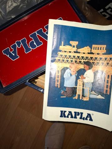 Kapla Houten Bouwblokken - met extra boek beschikbaar voor biedingen