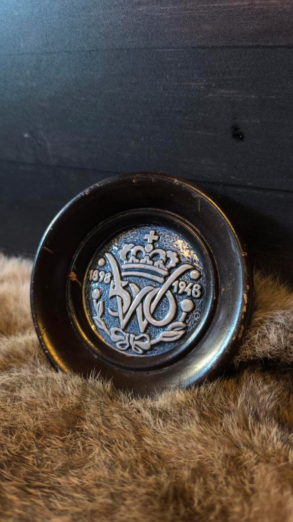 Delfts Blauw herdenkingsbordje Koningin Wilhelmina 1898–1948, Antiek en Kunst, Antiek | Keramiek en Aardewerk, Ophalen of Verzenden