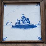 Oud tegeltje Tichelaar Makkum in lijstje, Ophalen of Verzenden