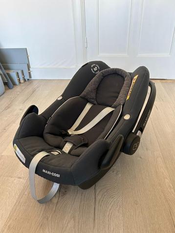 Maxi cosi rock i-size beschikbaar voor biedingen