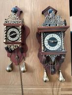 Twee Zaanse klokken., Antiek en Kunst, Antiek | Klokken, Ophalen