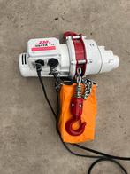 Delta Elektrische Kettingtakel (zo goed als nieuw), Doe-het-zelf en Verbouw, Ophalen