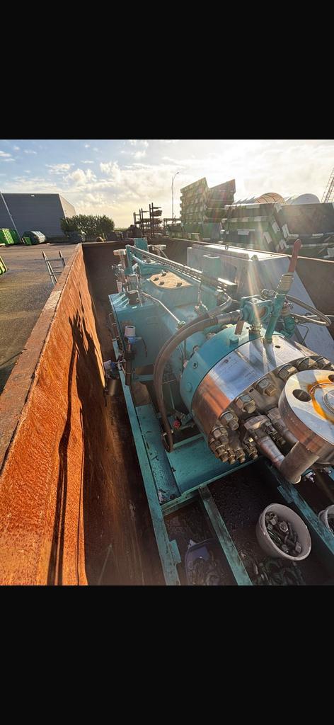 Howden industriële compressor 2018, Doe-het-zelf en Verbouw, Compressors, Zo goed als nieuw, 100 liter of meer, Ophalen