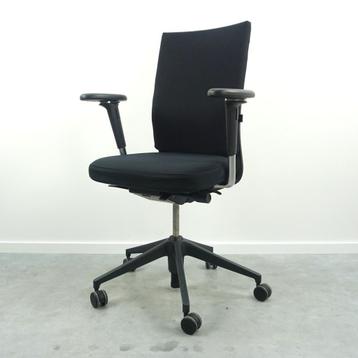 Vitra ID Soft Bureaustoelen | Ergonomisch | Zwarte Stof beschikbaar voor biedingen