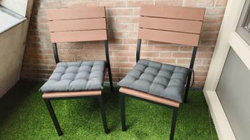 2x tuinstoel + kussens (ideaal voor op het balkon) beschikbaar voor biedingen