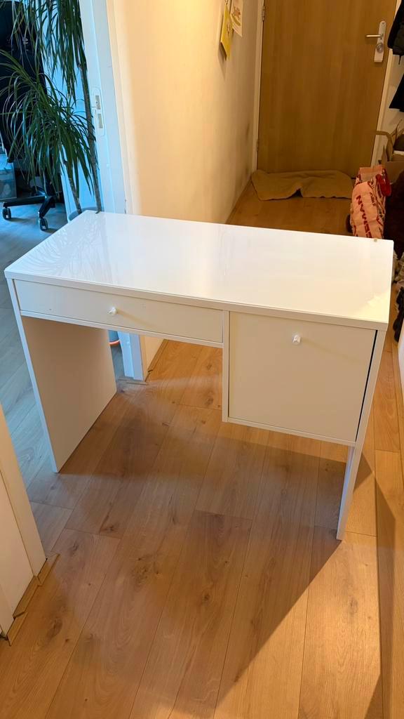 Ikea Svyde toilettafel/ make-up tafel / bureau, Huis en Inrichting, Tafels | Kaptafels, Zo goed als nieuw, Minder dan 100 cm, 50 tot 100 cm