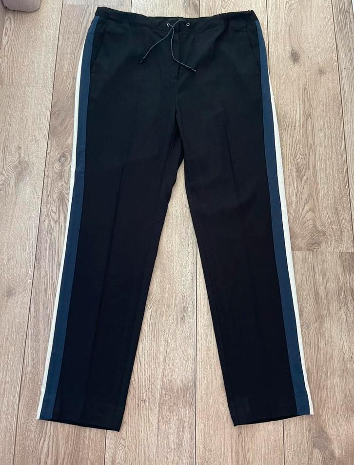 Witteveen zwarte stretch broek met rekbare taille maat 42, Kleding | Dames, Broeken en Pantalons, Zo goed als nieuw, Maat 42/44 (L)
