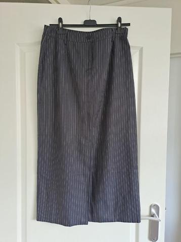 Grijze zwart gestreepte rok split maat M 38 24Colours nieuw beschikbaar voor biedingen