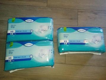 3 pakken Tena proskin slip plus (luiers) maat XS   beschikbaar voor biedingen