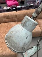 Franse garagelamp Desvil wow, Ophalen