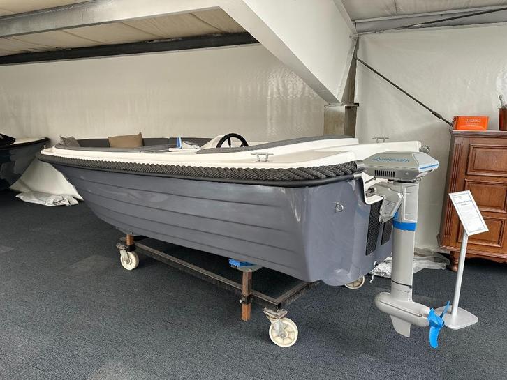 Royal Ruyter 495 Loune Elektrische uitvoering |, Watersport en Boten, Sloepen, Nieuw, Tot 10 pk, 3 tot 6 meter, Buitenboordmotor