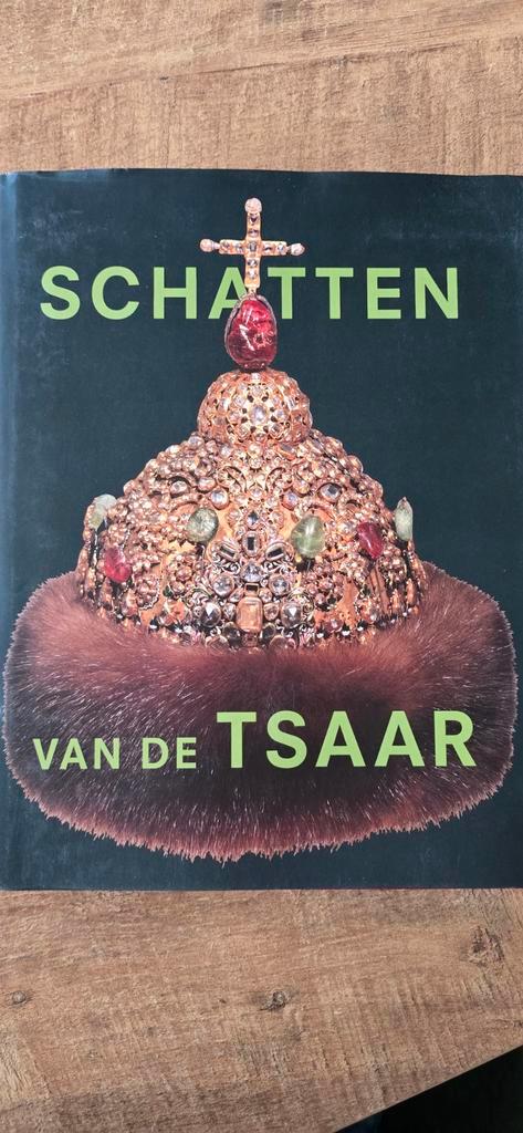 Schatten van de Tsaar - Prachtig boek!, Boeken, Geschiedenis | Vaderland, Gelezen, 20e eeuw of later, Ophalen of Verzenden
