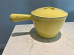 Geel Gietijzeren Fondue Pannetje - Le Creuset Stijl, Kookpan of Snelkookpan, Gietijzer, Ophalen of Verzenden, Zo goed als nieuw
