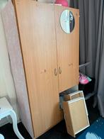Gratis Gebruikte kledingkast, Kinderen en Baby's, Kinderkamer | Commodes en Kasten, Ophalen, Gebruikt, Kast, 50 tot 70 cm