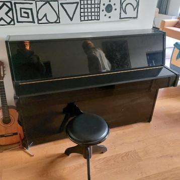 Eterna Piano - Prachtige Klank! beschikbaar voor biedingen