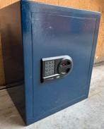 Bijzonder goede kluis en brandkast BurgWachter!, Ophalen, Brandkast
