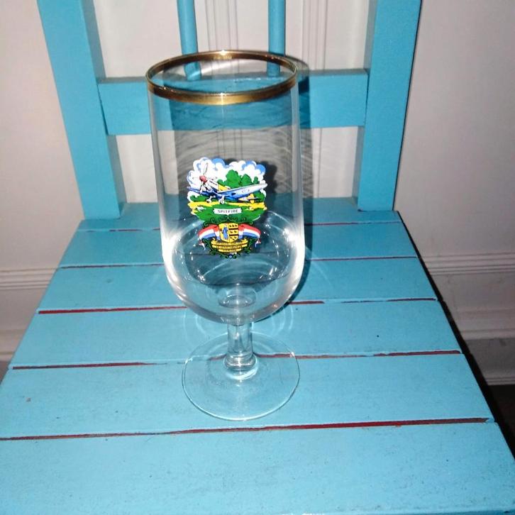 Glas Spitfire nationaal oorlogs en verzetsmuseum overloon, Verzamelen, Militaria | Tweede Wereldoorlog, Luchtmacht, Overige typen