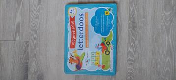 Magnetische letterdoos beschikbaar voor biedingen