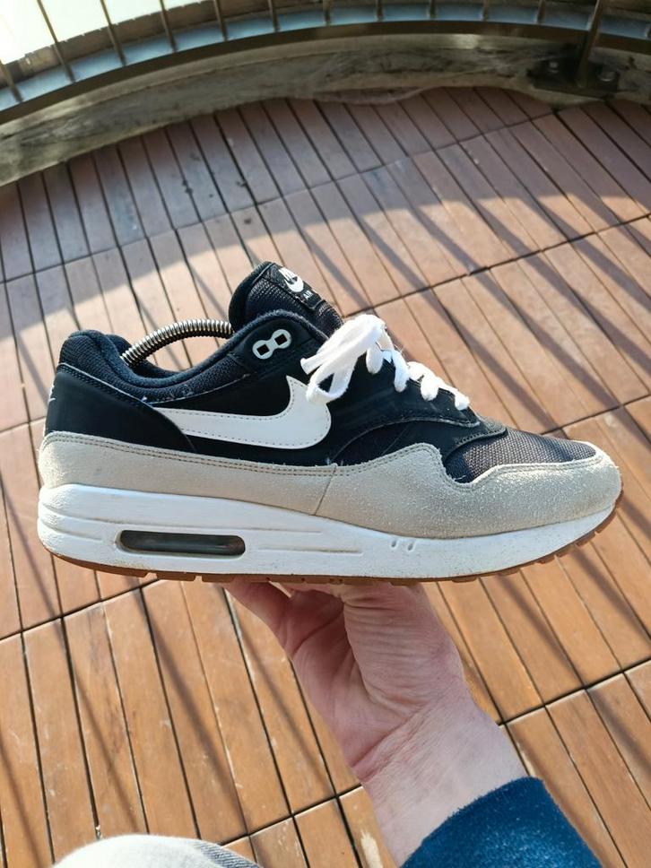 Nike Air Max 1 Light Bone Black Gum 45.5 / 11.5, Kleding | Heren, Schoenen, Gedragen, Sneakers of Gympen, Zwart, Ophalen of Verzenden