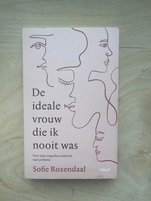 Sofie Rozendaal - De ideale vrouw die ik nooit was, Boeken, Overige Boeken, Zo goed als nieuw, Ophalen of Verzenden