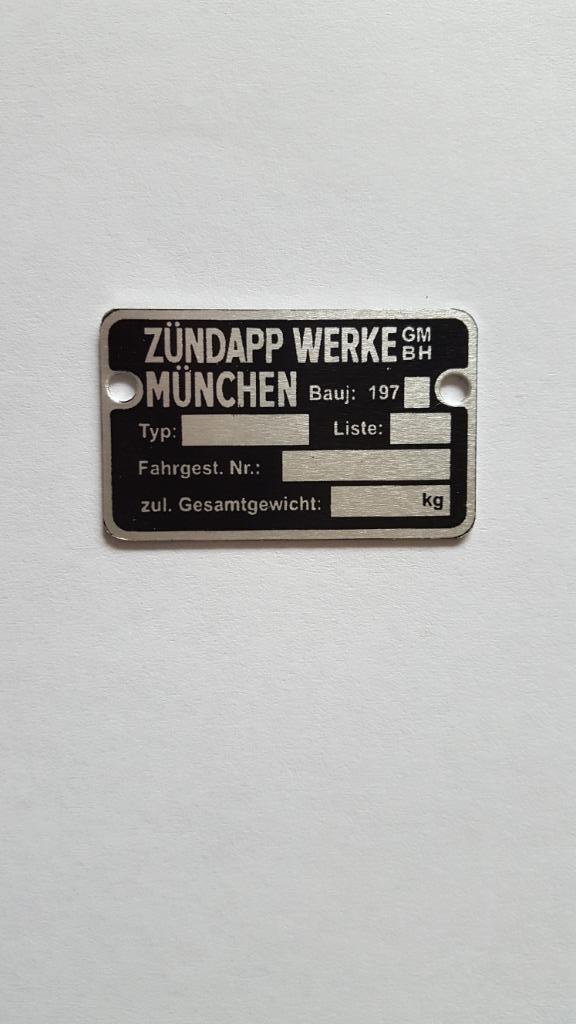 Zundapp typeplaatje 197- voor het frame + 2 kerfnagels, Fietsen en Brommers, Brommeronderdelen | Zundapp, Nieuw, Frame, Ophalen of Verzenden