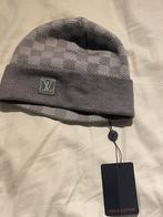 Lv beanie muts. Niet echt, Kleding | Heren, Mutsen, Sjaals en Handschoenen, Verzenden, Nieuw, Overige maten, Muts