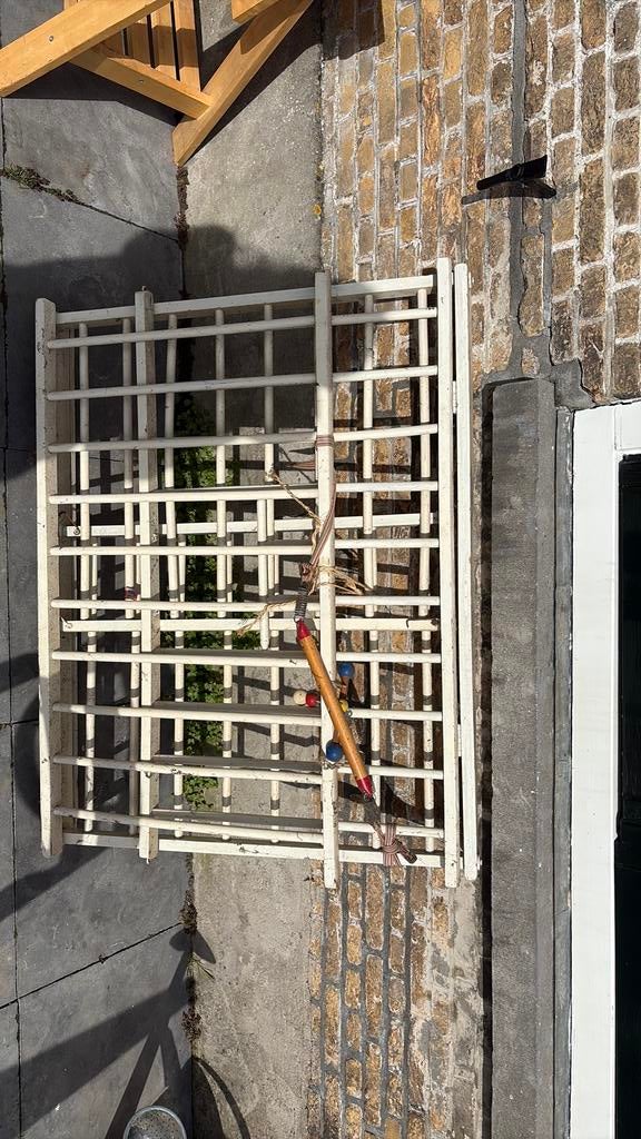 Gratis op te halen: Box voor kinderen, Kinderen en Baby's, Boxen, Ophalen, Gebruikt, Vierkant