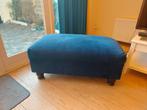 Royal blauwe voetenbank met gedraaide houten poten, Ophalen, Gebruikt, 100 tot 125 cm, Stof