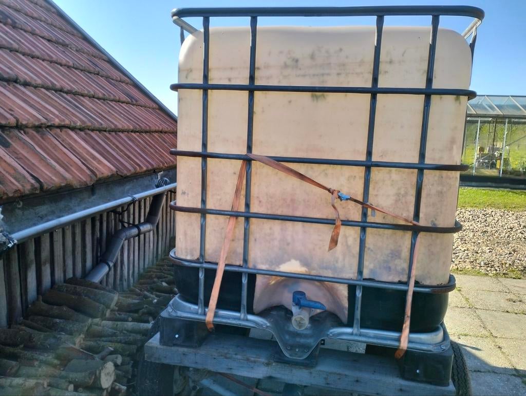 Te koop ibc vat op onderstel, 150 liter of meer, Ophalen, Gebruikt